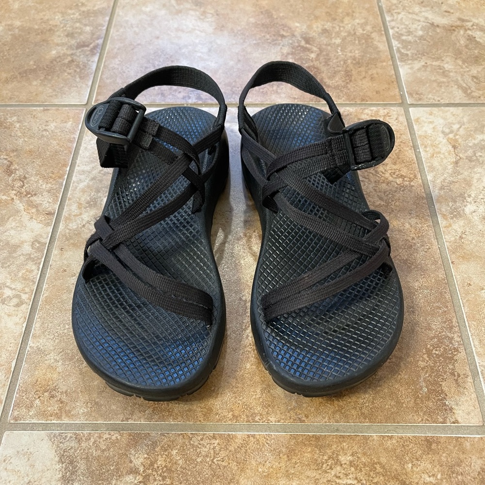 Chaco ZX1 Black Sandals Size 8
